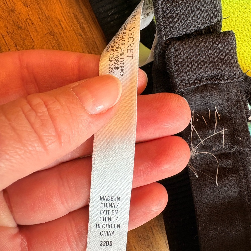 Victoria’s Secret Sport Bra - Picture 3 of 4